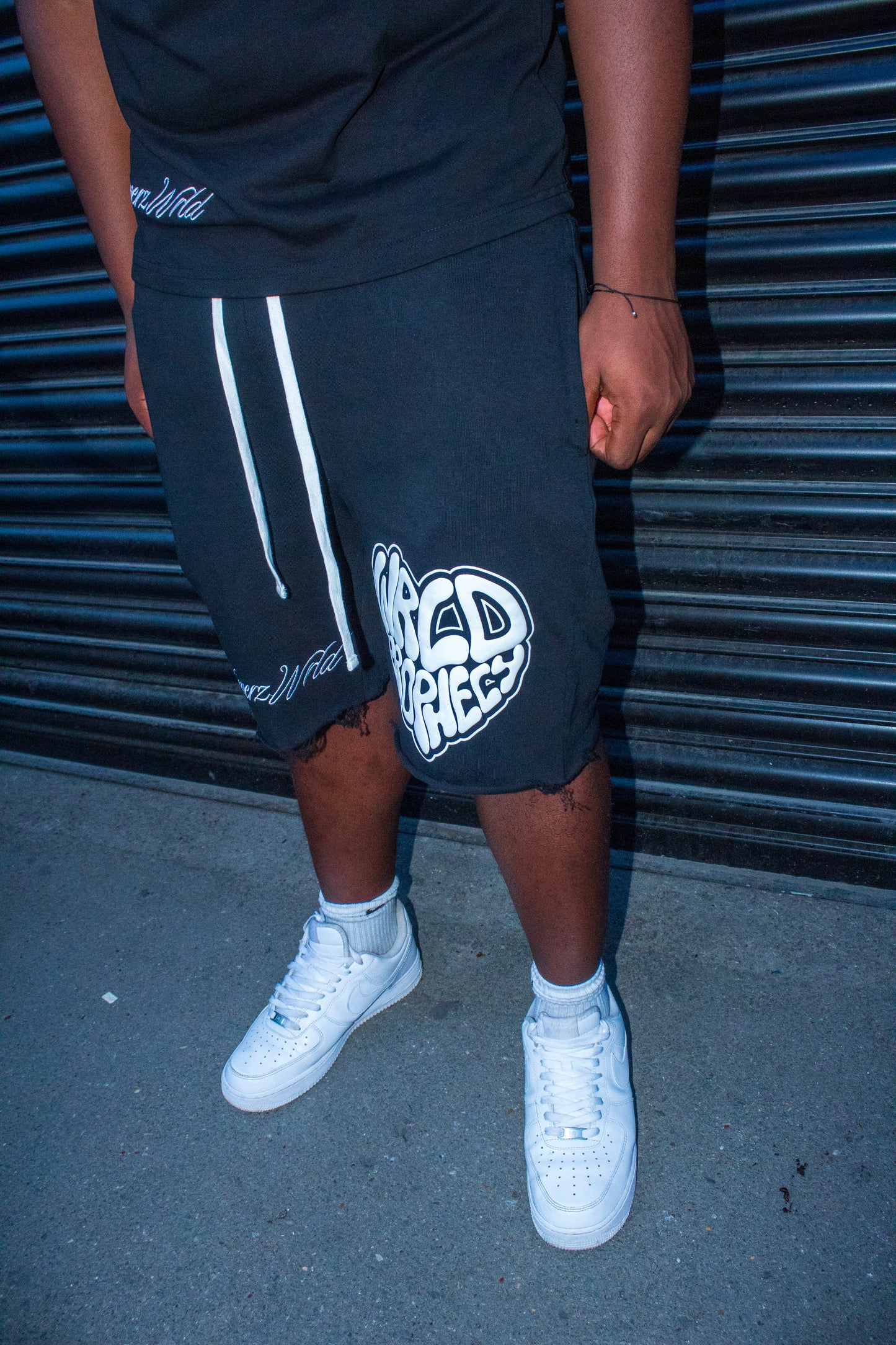 Signature Shorts - Black